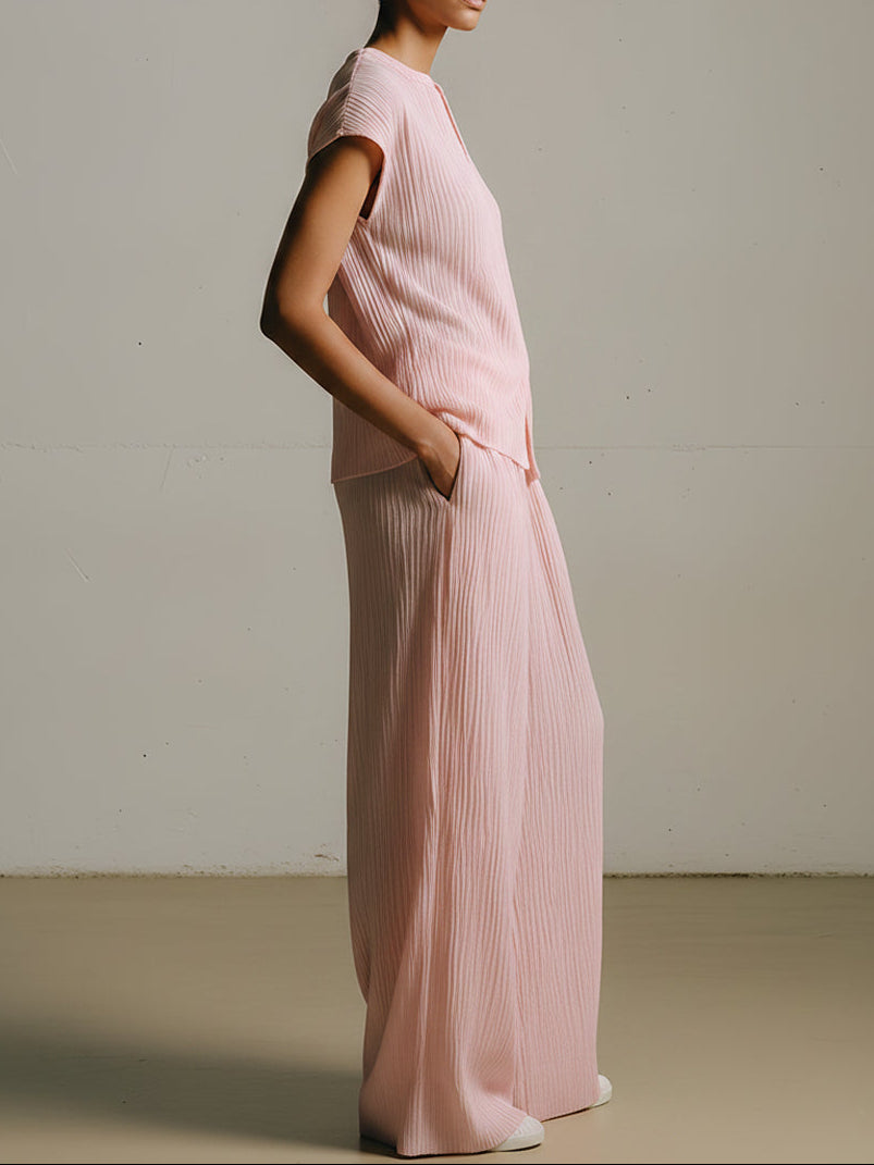 Minimalist pleated short-sleeve top and wide-leg trousers set